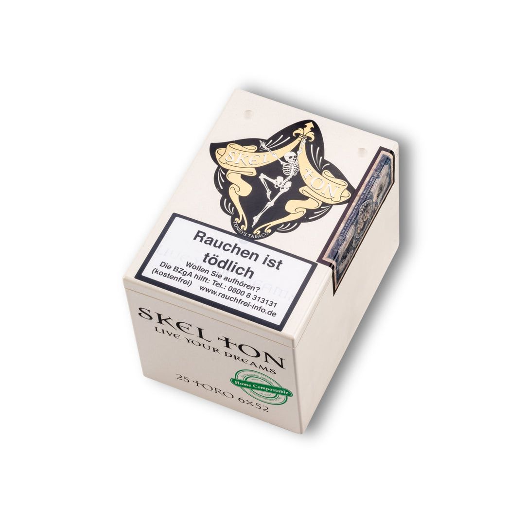 'Live Your Dreams' Toro