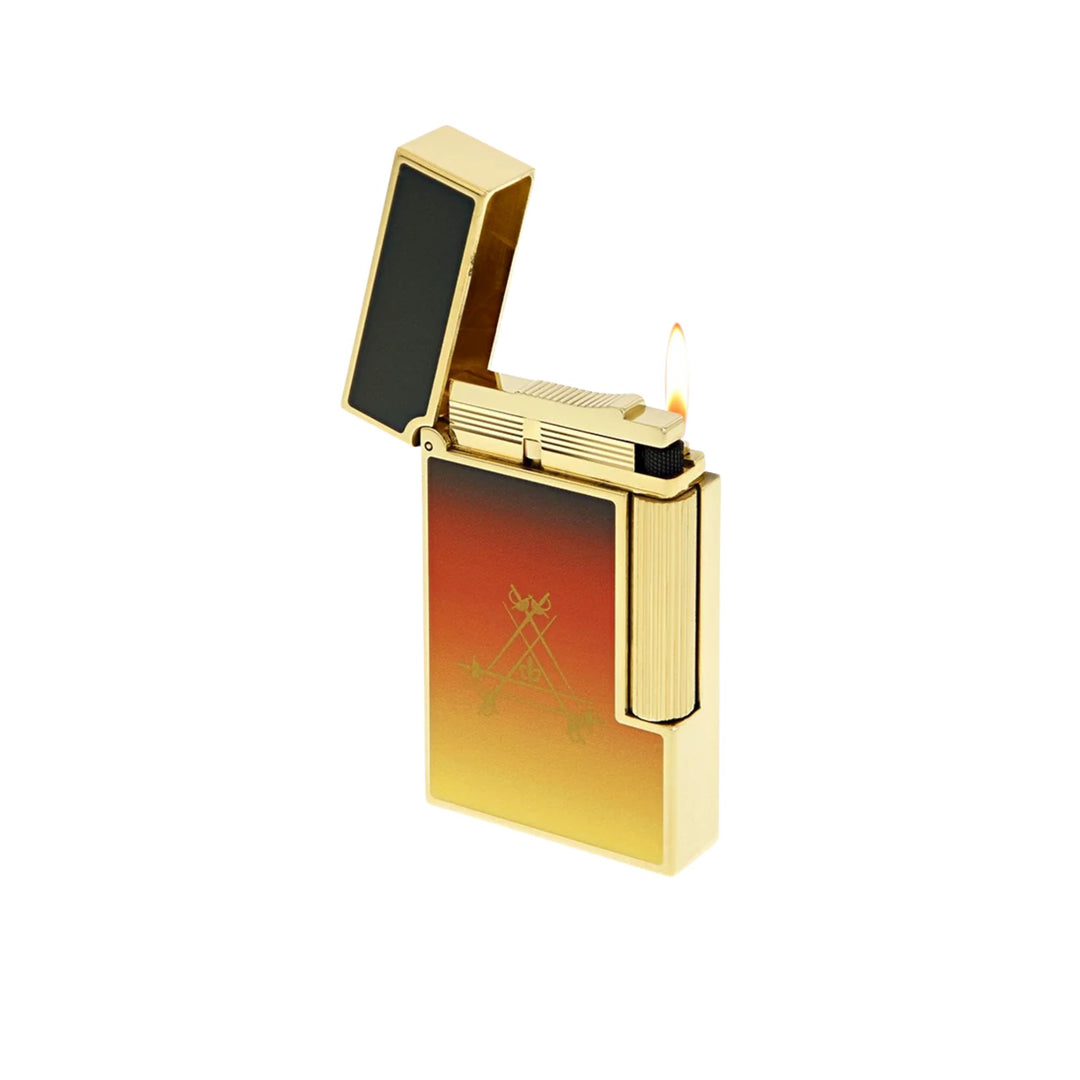 S.T. Dupont Ligne 2 Feuerzeug Montechristo Le Crepuscule in gold und rot kaufen bei Zigarren Herzog.