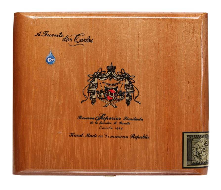 arturofuentedoncarlosreservarobusto-25erkisteGZjNzm3HZ7iHY