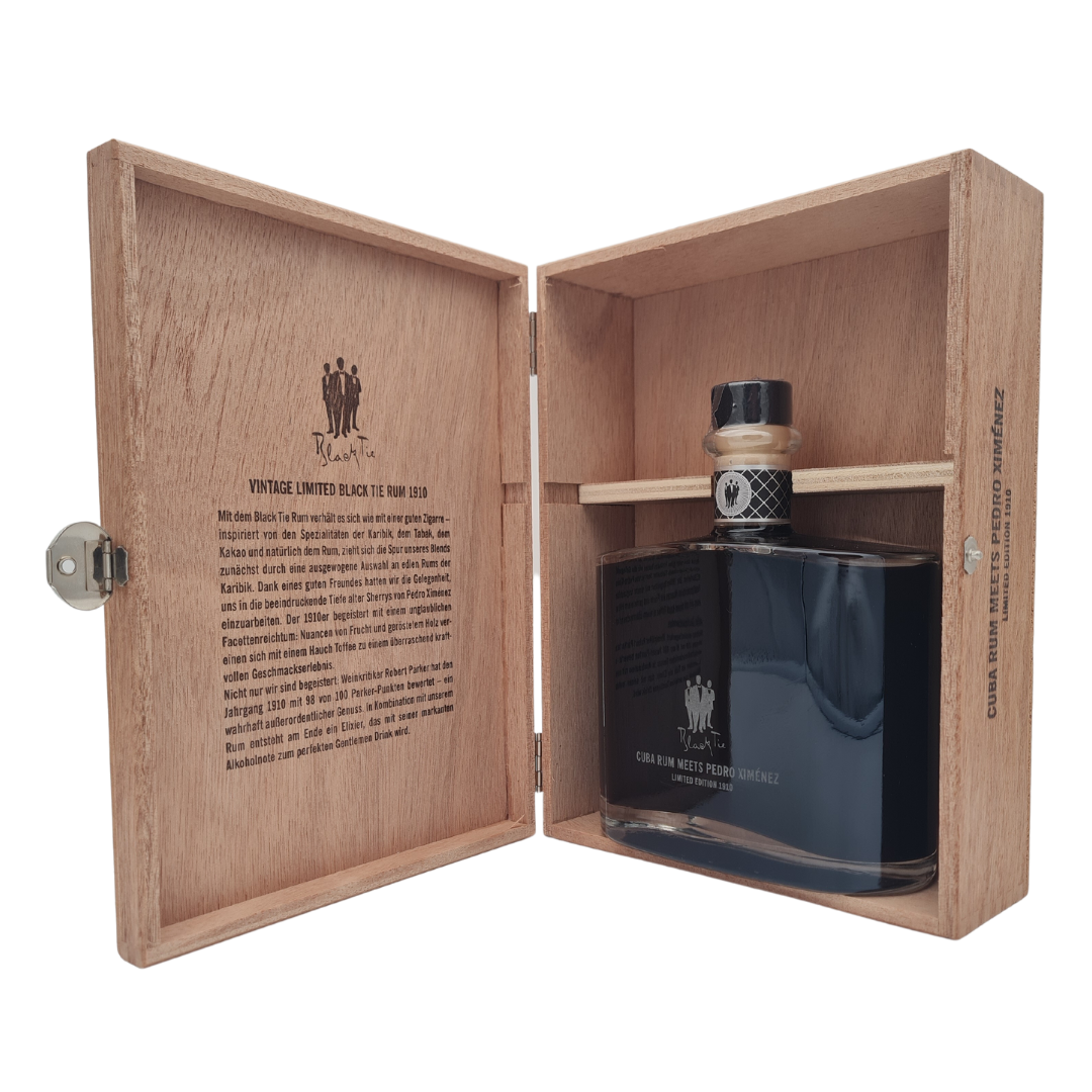 BLACK TIE - 1910 Piedro Ximénez Cuba Rum BLACK TIE - 1910 Piedro Ximénez Cuba Rum