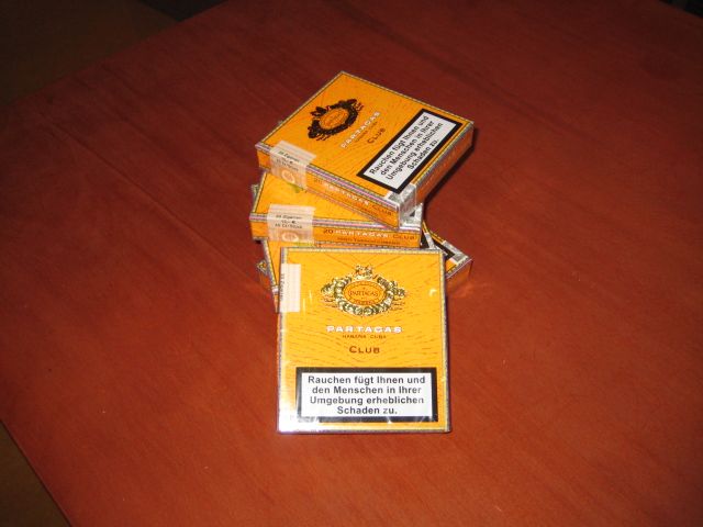partagas-cigarillos-club-20er-packungeglXdupF7sqLl